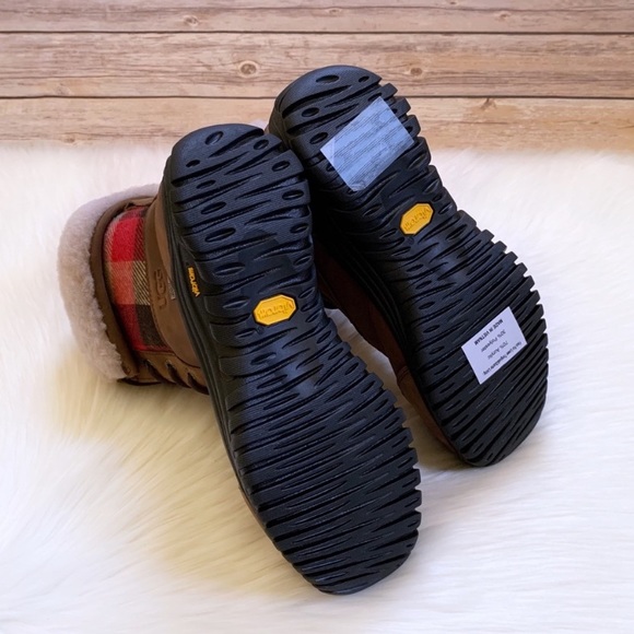 UGG Adirondack Boot II Plaid Waterproof Boots - Picture 10 of 10